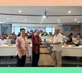 Kuliah Umum Universitas MTU bersama Bapak Putu Suwitra Direktur Lembaga Pendidikan Nilai-nilai Kemanusiaan (dari Bali)